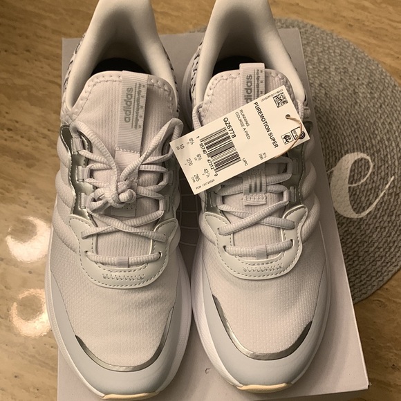 Adidas Sneakers - Picture 11 of 11